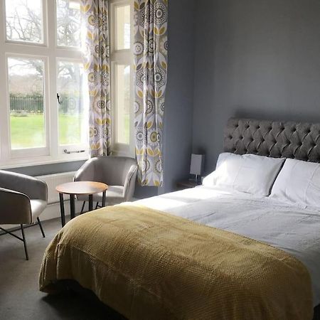 Stylish 2 Bed Apart In The Heart Of North Norfolk 노스월셤 외부 사진
